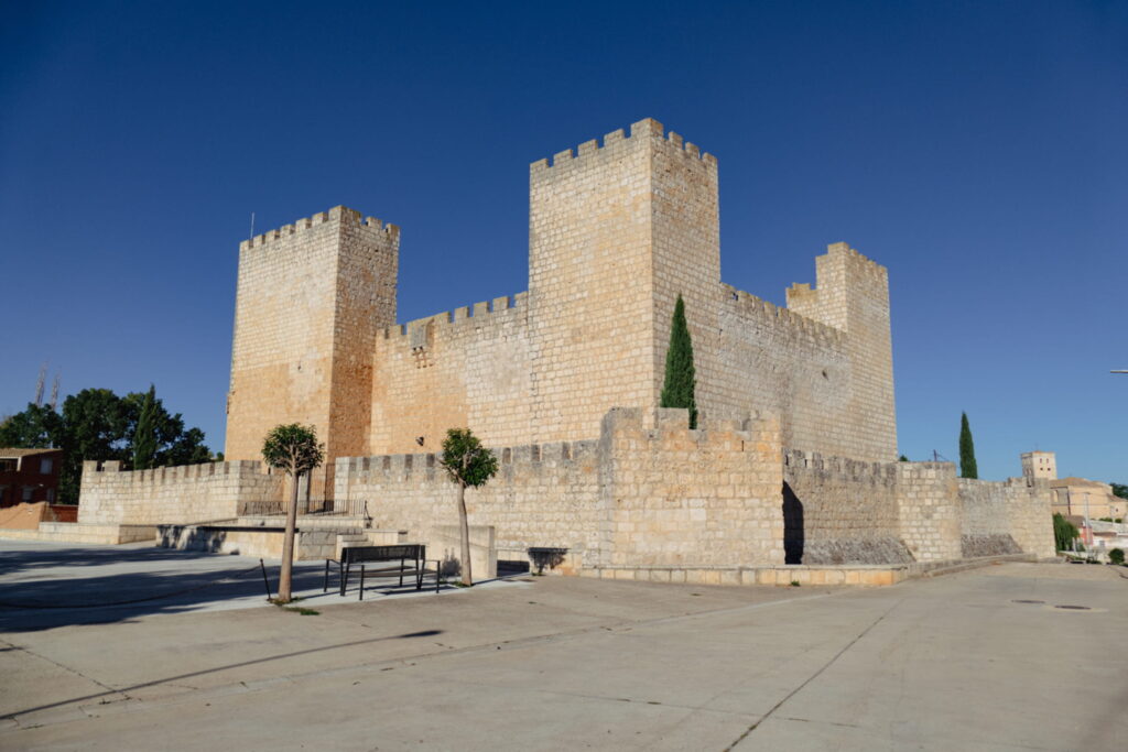 castillo-de-encinas-de-esgueva-valladolid-1